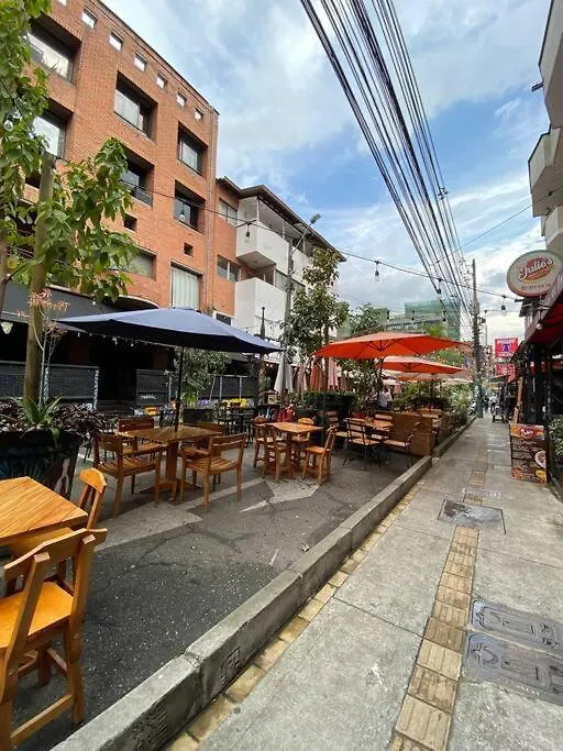 Apartamento Zona Rosa El Poblado 202 Medellín 0*,
